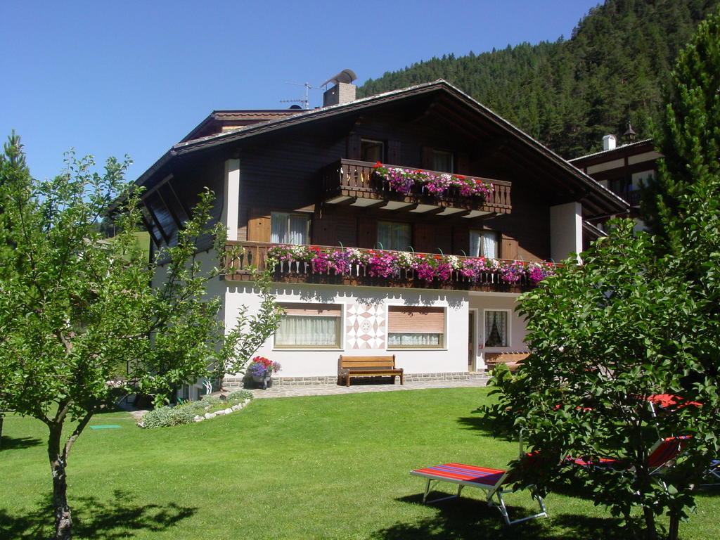 Hotel Garnì Conturina Santa Cristina Val Gardena Esterno foto